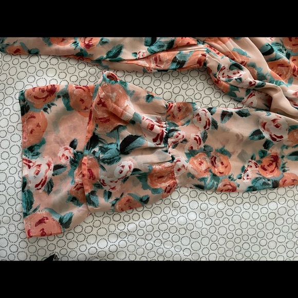 Floral Romper - Picture 3 of 5